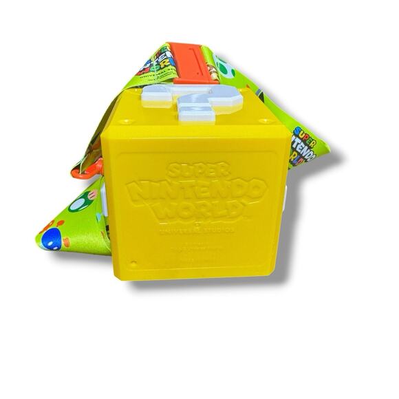 Universal Studios Fire Flower Sipper Super Nintendo World Question Mark Box - Picture 7 of 7